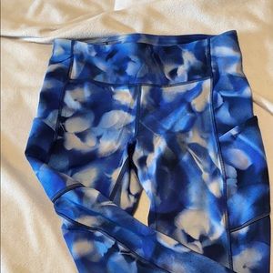 Lululemon blue patterned leggings